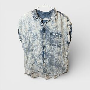 Altar'd State Acid Wash Short Sleeve Button Down Shirt  Medium Frayed Hem Tencel